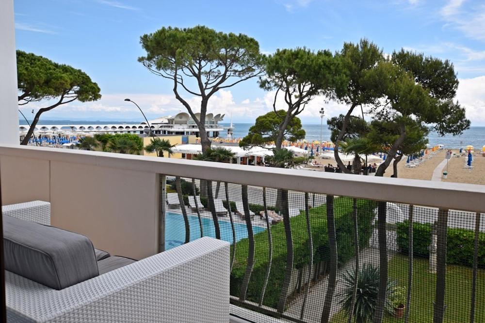Villa Lory Lignano Sabbiadoro Exterior photo